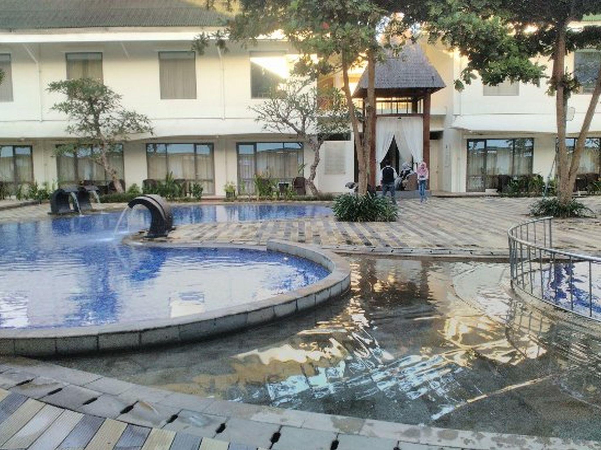 โนโวเทล บันจาร์มาซิน แอร์พอร์ต โฮเต็ล Hotel Banjarbaru ภายนอก รูปภาพ
