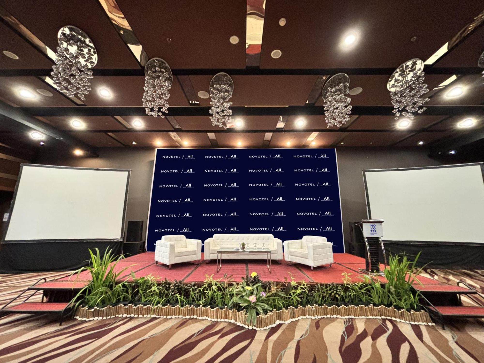 โนโวเทล บันจาร์มาซิน แอร์พอร์ต โฮเต็ล Hotel Banjarbaru ภายนอก รูปภาพ
